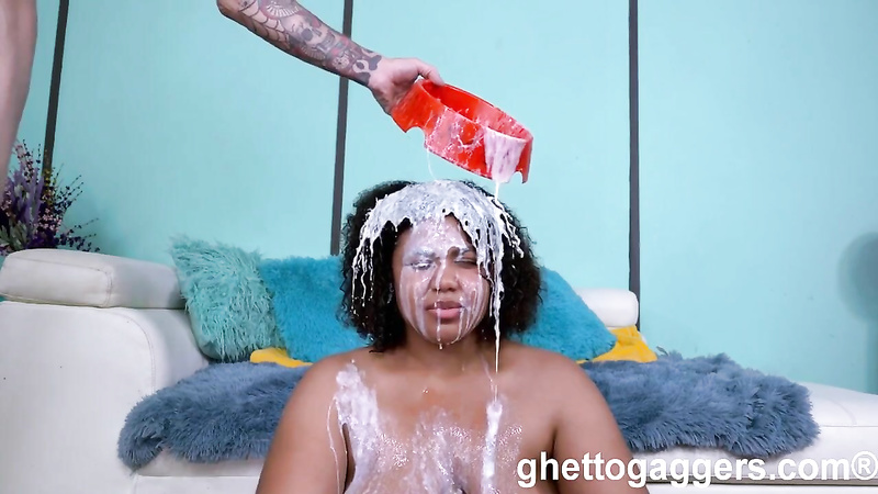 GHETTO GAGGERS – White Dick Discovery
