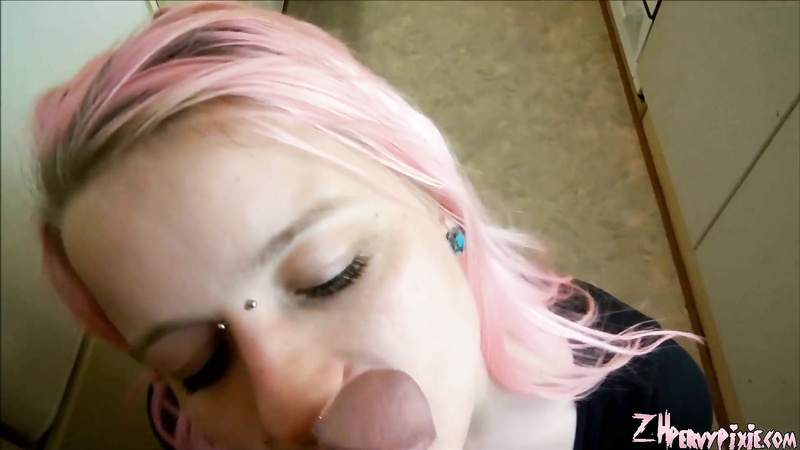 PervyPixie - Looking For Drink