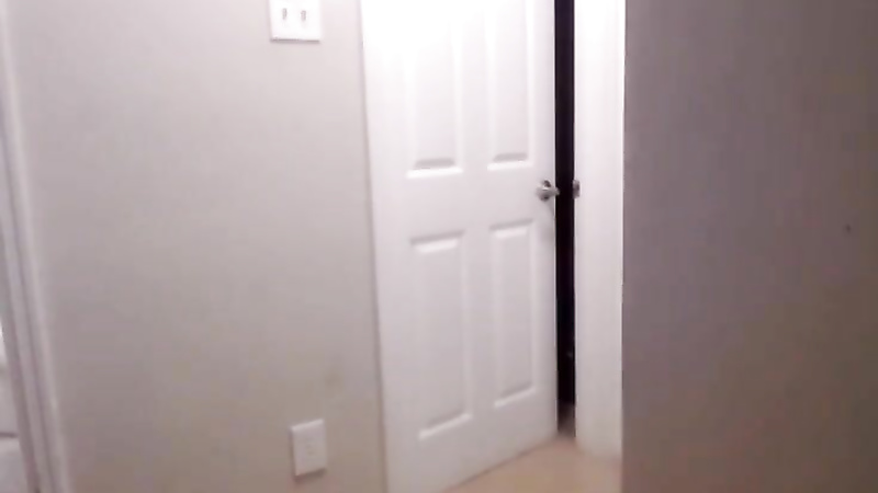 CREAMY EXOTICA - Bimbo Rubs Herself After Getting Her Asscheeks Stuck in a Corridor