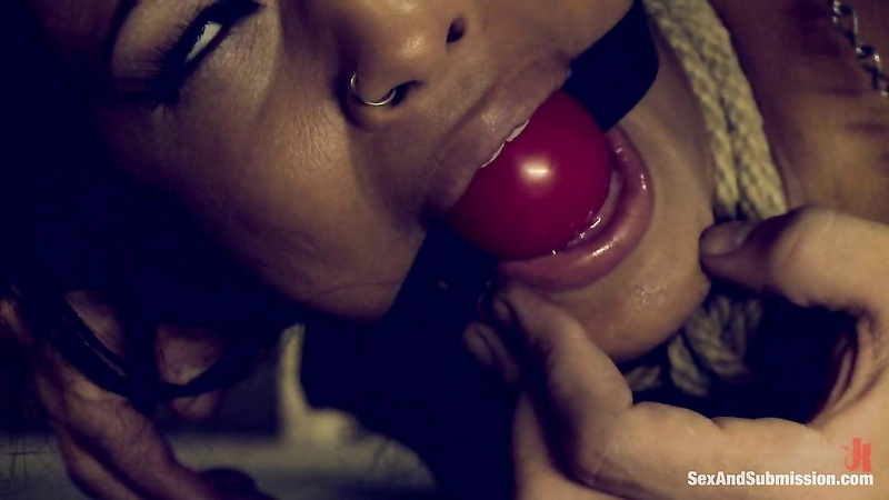 SEX AND SUBMISSION - Skin Diamond - The Specialist Cheating Wife Remedy