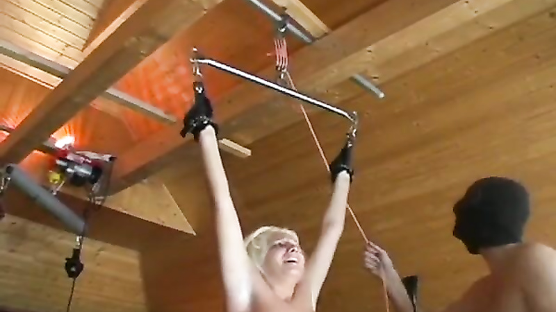 PAIN VIXENS - Strapped Fetish Blonde