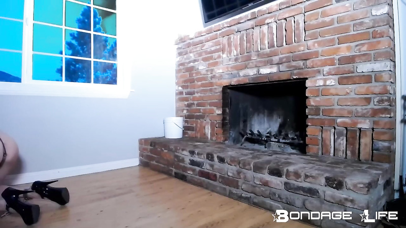 BondageLife	Rachel Greyhound - Fireplace Cleaning