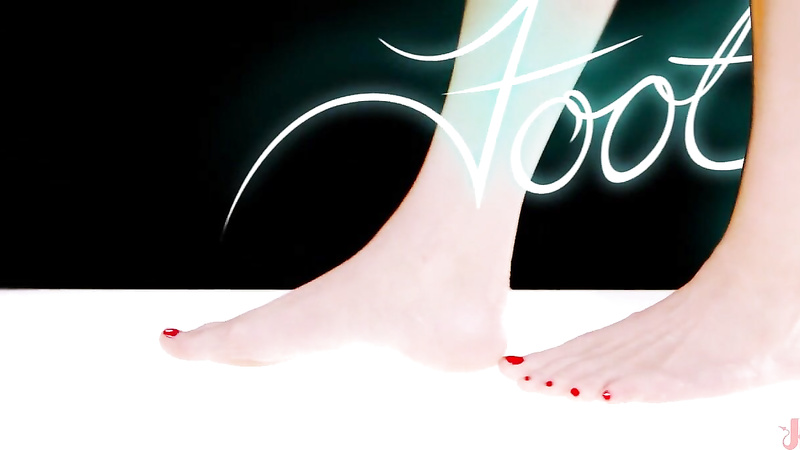 Foot Worship	 Chanel Preston, Lorelei Lee, Gia DiMarco (Mad For Feet!).mp4