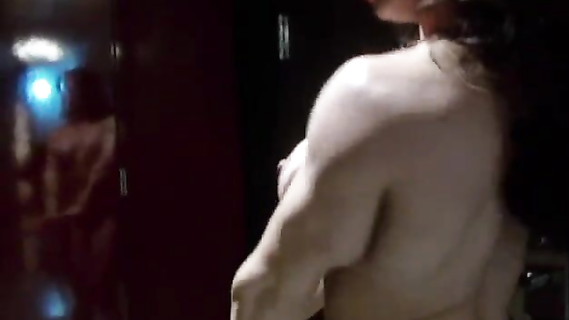 Erotic Muscle Videos	Erotic SHOWER
