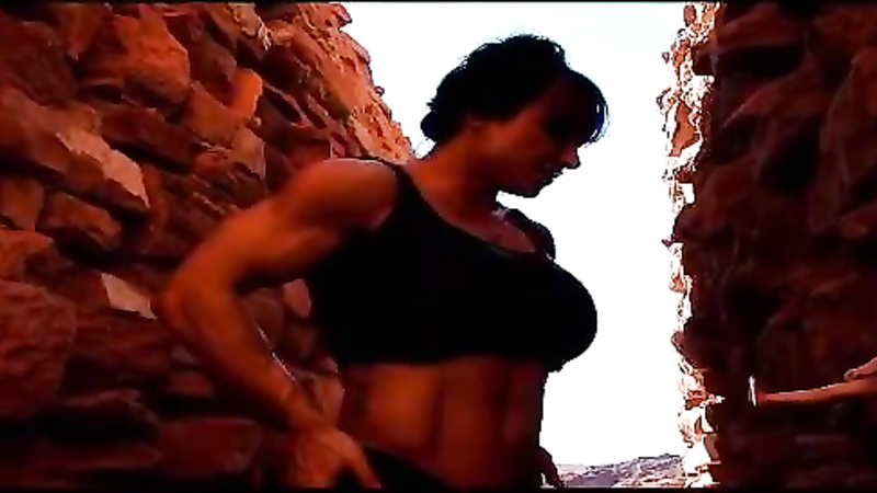 Erotic Muscle Videos	gaintess cave