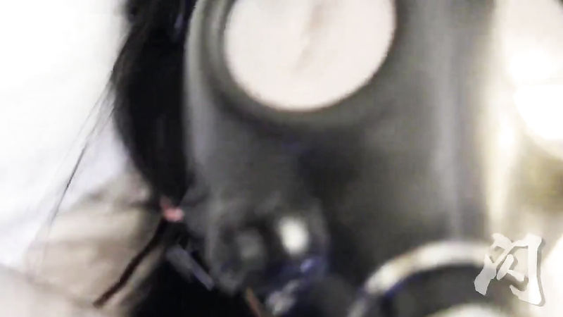 Studio Bling	6 Bunny in Gas mask
