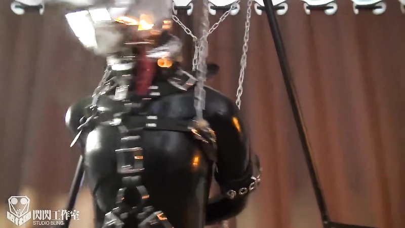 Studio Bling	Latex 006 Bunny latex suspension breathplay