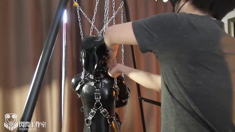 Studio Bling	Latex 006 Bunny latex suspension breathplay