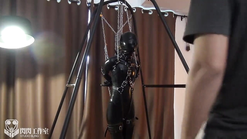 Studio Bling	Latex 006 Bunny latex suspension breathplay