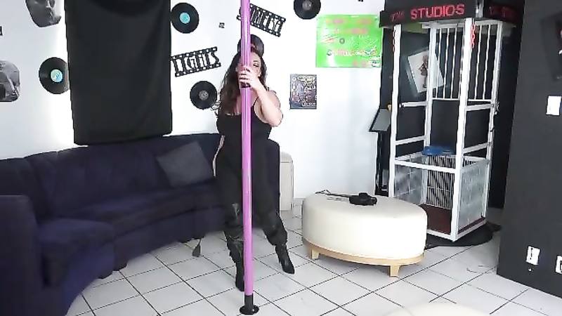 Erotic Muscle Videos	Paralyzed Pole Dancing