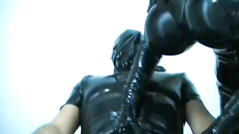 Fetish Tool	Heavy Rubber Treatment p.1