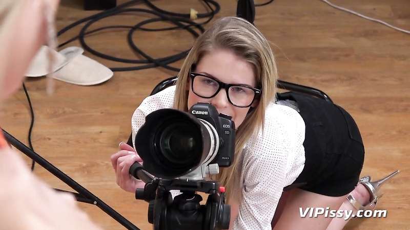 VIPissy - Camerawoman