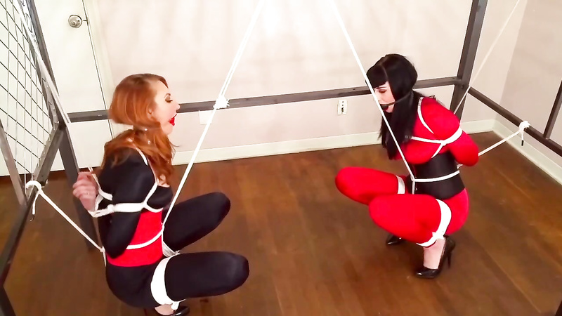 Shiny Bound	Kendra Vs Nyxon Tug-O-War