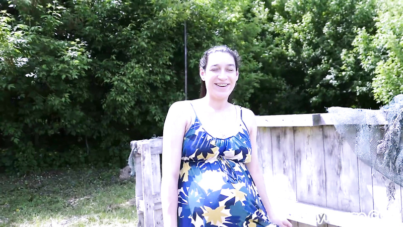 MyPreggo	2019-07-14 - Janetta 28 - 40 Weeks Pregnant with Her Baby on the Way