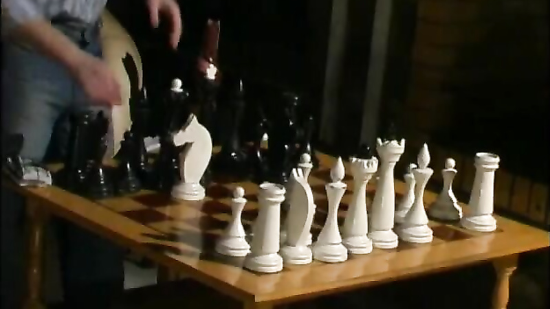 Slaves In Love	2005 - Chess game