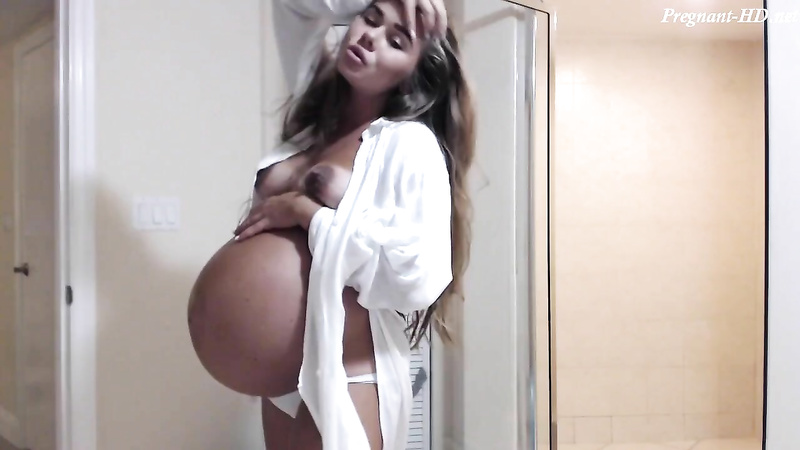 PregnantHD  Pregnant Nude Strip - Linda