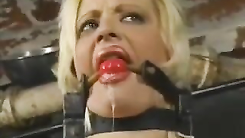 INSEX - Woman in the Iron Mask (Live Feed From February 9) (Angelica, 731)