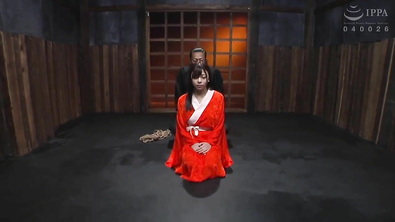 Girl bondage Azusa Misaki