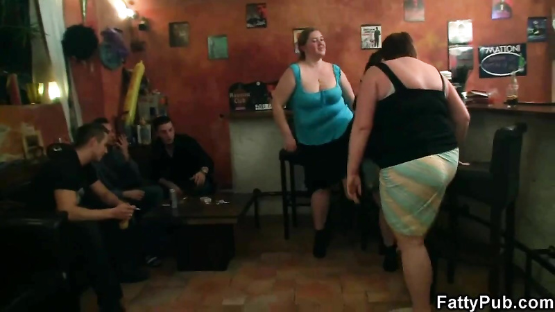 Fatty Pub - Fat Pussy Play, A Good Start
