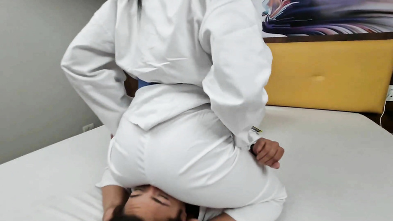 Catfight Judo Pinned Weak Opponent