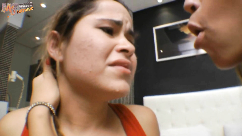 Lola Melo Slap Face Punishment To Isabella – Unpublished Video