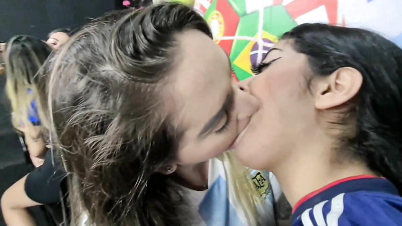 Hot Kisses World Cup 2022