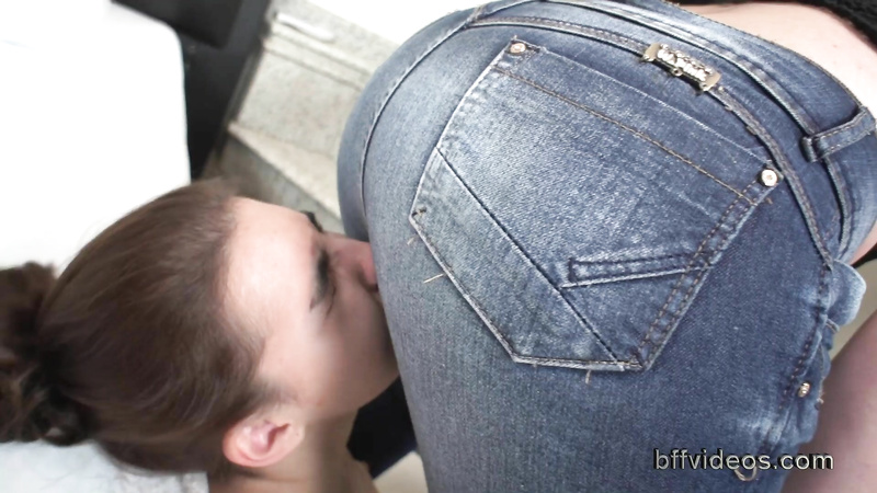 Leticia Miller Dirty Old Jeans Stink Farts On Nerd Bitch 1