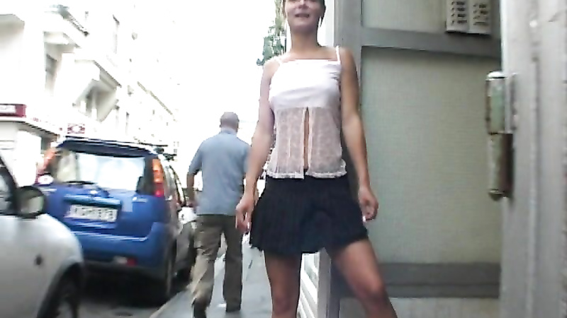 Public Piss Girls Veronika