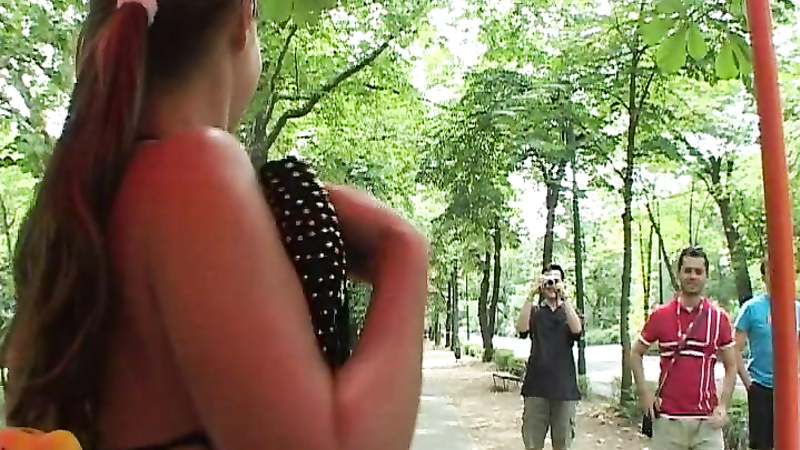 Public Piss Girls Veronika