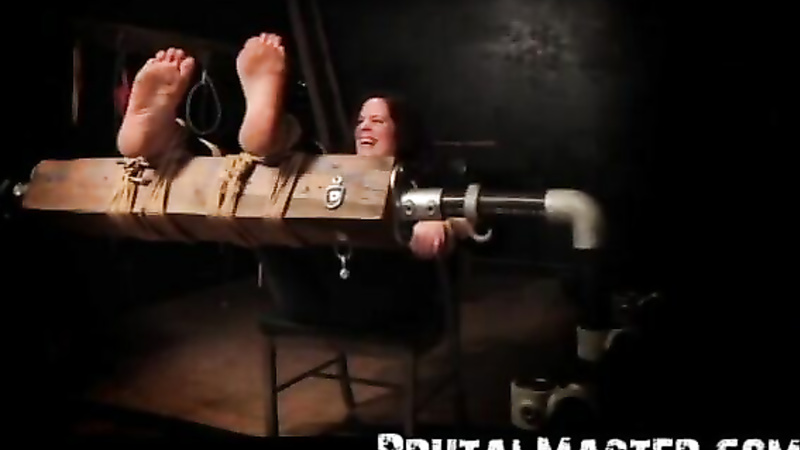 BRUTAL MASTER - Cow Tortured Feet
