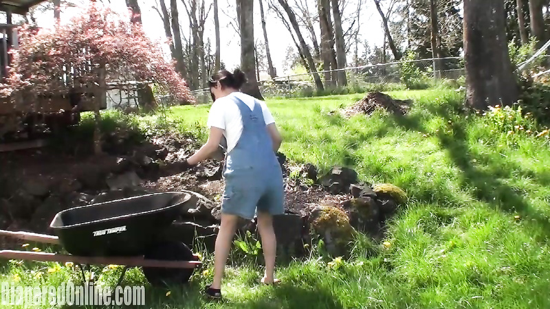 Cici: Thick Diaper & Overalls for Yardwork