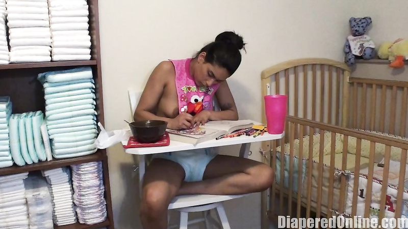 Cici: Lunch, Coloring & Singing in High Chair