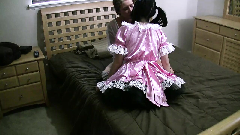 Amber & Lucy: Diapered Maid Makeout Bed