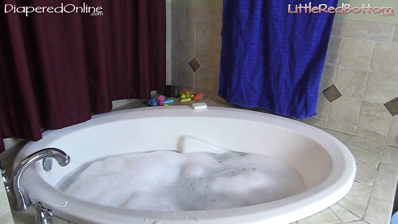 Red: Bubble Bath, Soapy Masturbation
