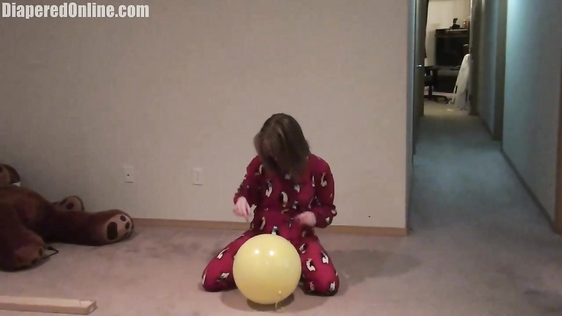 Natalia: Footed PJs & Bouncy Balloon