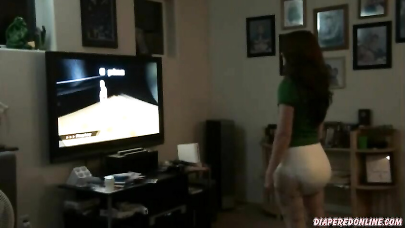 Dolly: Wii Bowling in Diapers