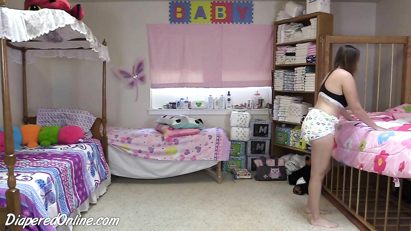 Alisha: Cleaning in Thick Diaper