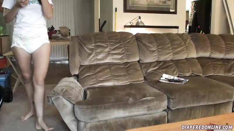 Zayda: Mini-Enema on Couch
