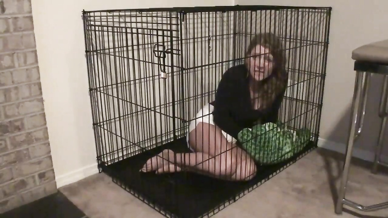 Amber: Unassisted Messing in Cage