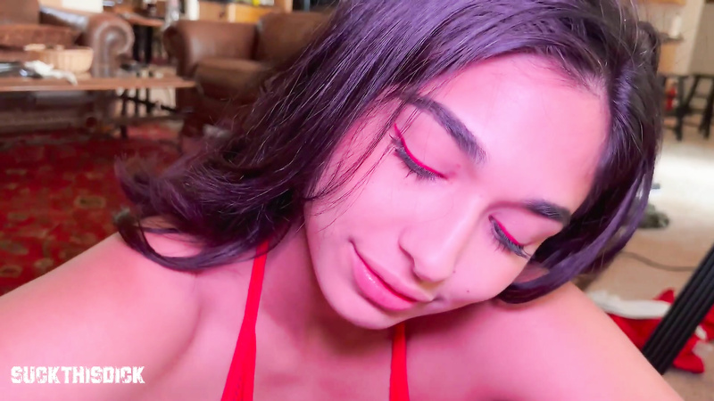 Beautiful Latina Reina Rae Returns To Suck This Dick