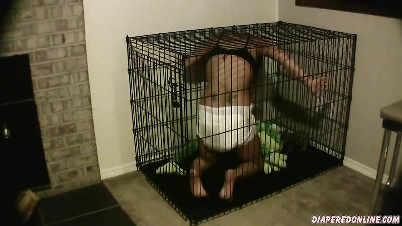 Amber: Messy Diaper in Cage