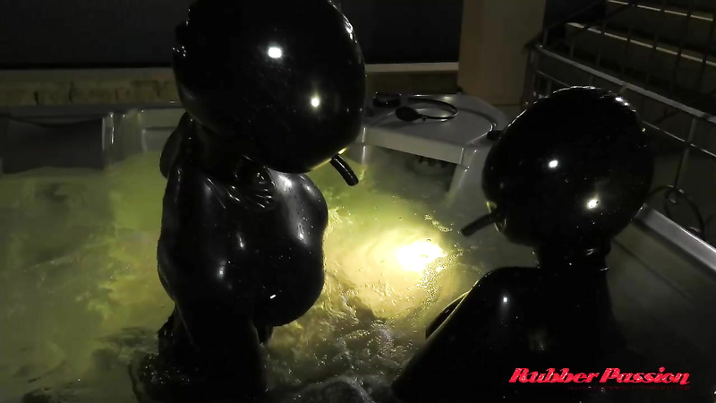 Rubber-Passion Rubber Doll Jacuzzi