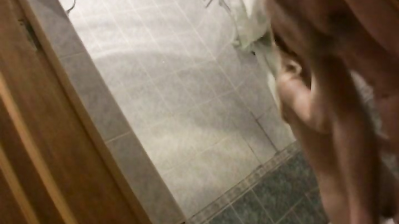 Babe Fucked by Old Roommate