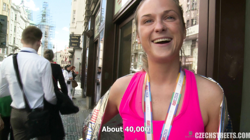 Prague marathon girl