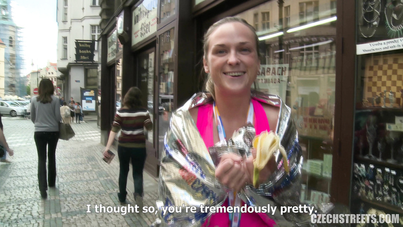 Prague marathon girl