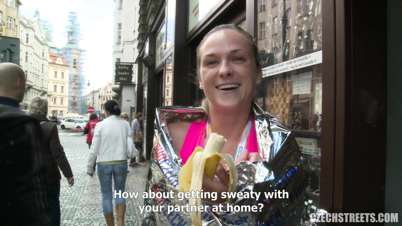 Prague marathon girl