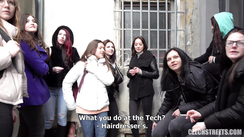 Girls from Hairdressing Tech