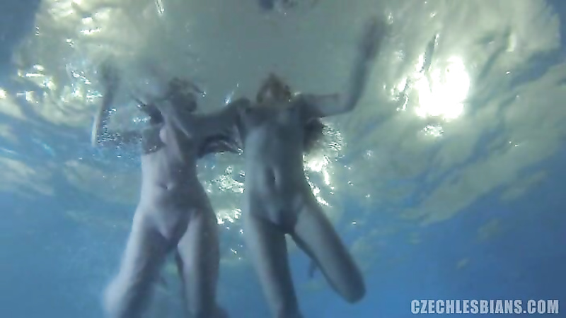 Lesbian underwater orgy
