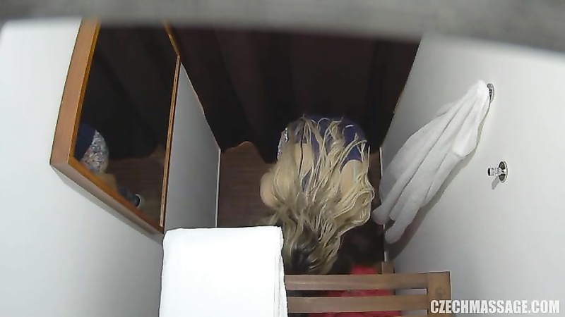 Blonde gets fucked during the massage 2