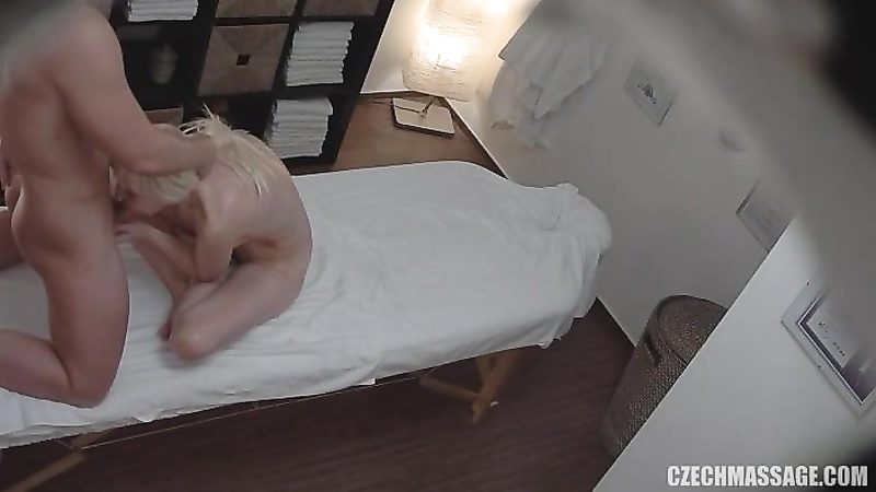 MILF fucks on the massage